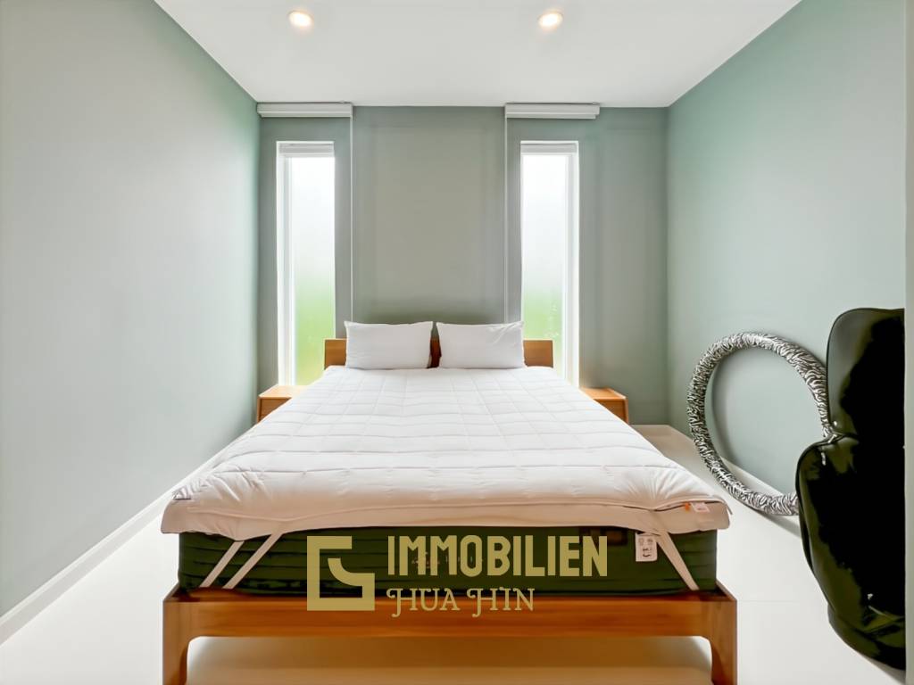 4 Schlafzimmer + 4 Bäder / 184 qm Wohnfläche / Pool