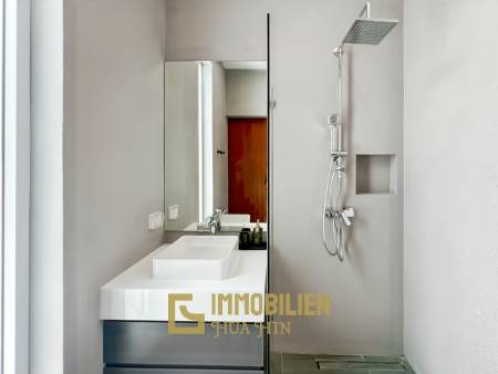 4 Schlafzimmer + 4 Bäder / 184 qm Wohnfläche / Pool