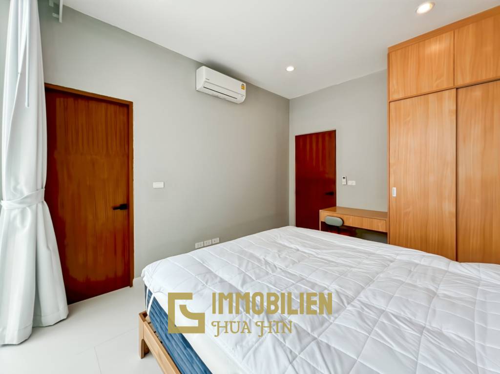 4 Schlafzimmer + 4 Bäder / 184 qm Wohnfläche / Pool