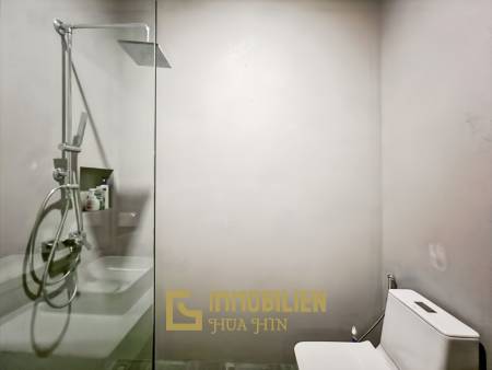 4 Schlafzimmer + 4 Bäder / 184 qm Wohnfläche / Pool