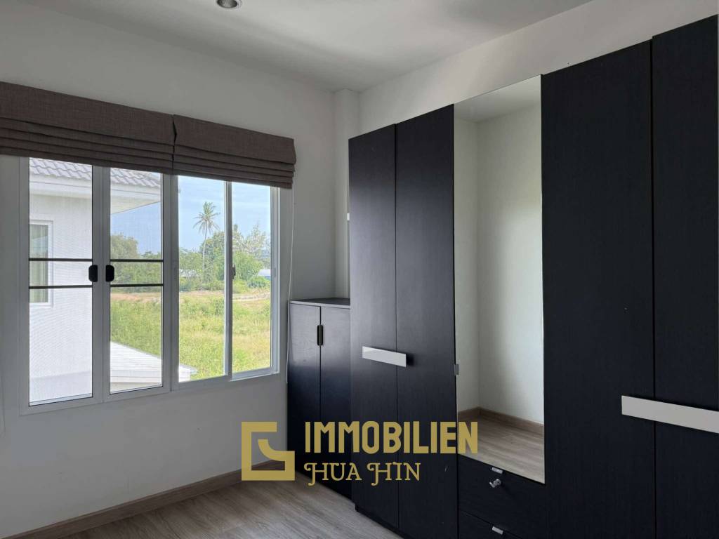 Voll möbliert / 3 Schlafzimmer / Gemeinschaftspool + Fitness