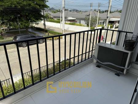 Voll möbliert / 3 Schlafzimmer / Gemeinschaftspool + Fitness