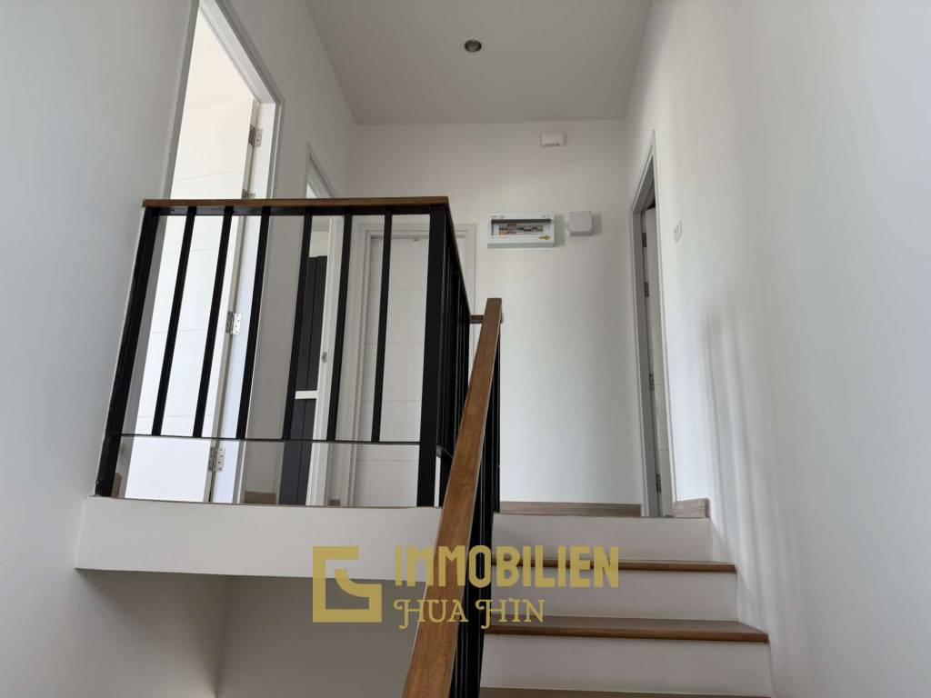 Voll möbliert / 3 Schlafzimmer / Gemeinschaftspool + Fitness