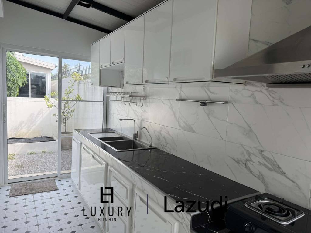 Voll möbliert / 3 Schlafzimmer / Gemeinschaftspool + Fitness