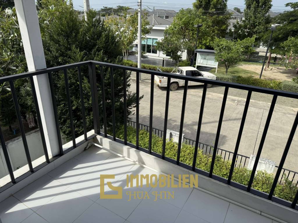 Voll möbliert / 3 Schlafzimmer / Gemeinschaftspool + Fitness