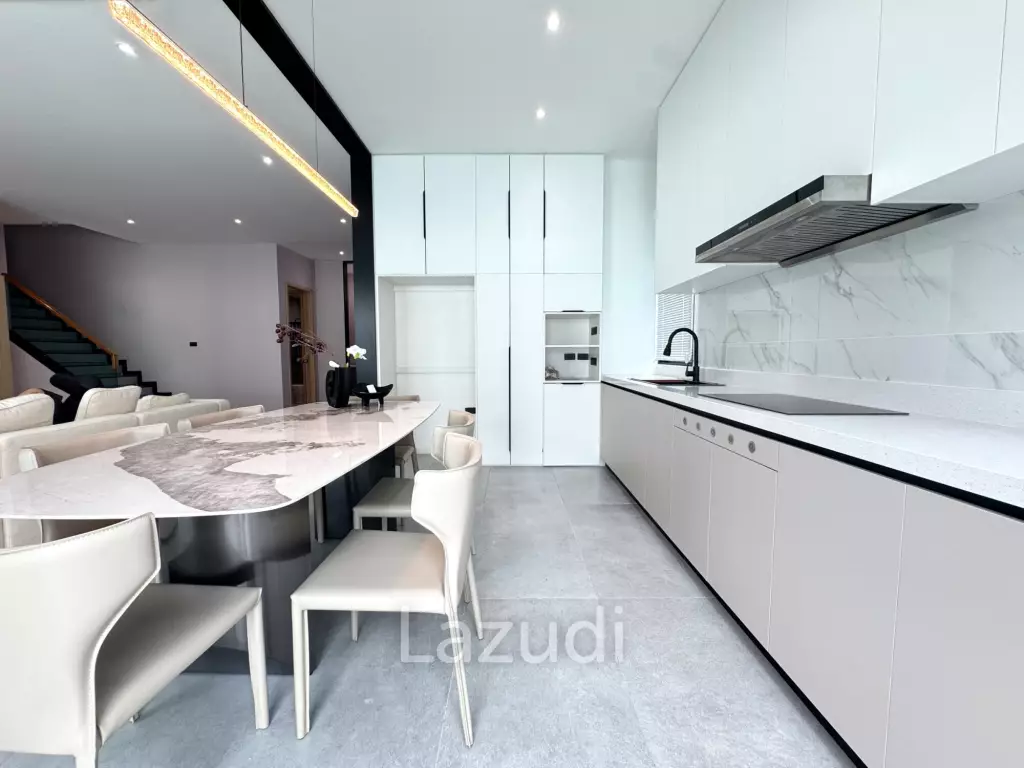 5 Beds 6 Baths 366 SQ.M. Grand Condotel Village