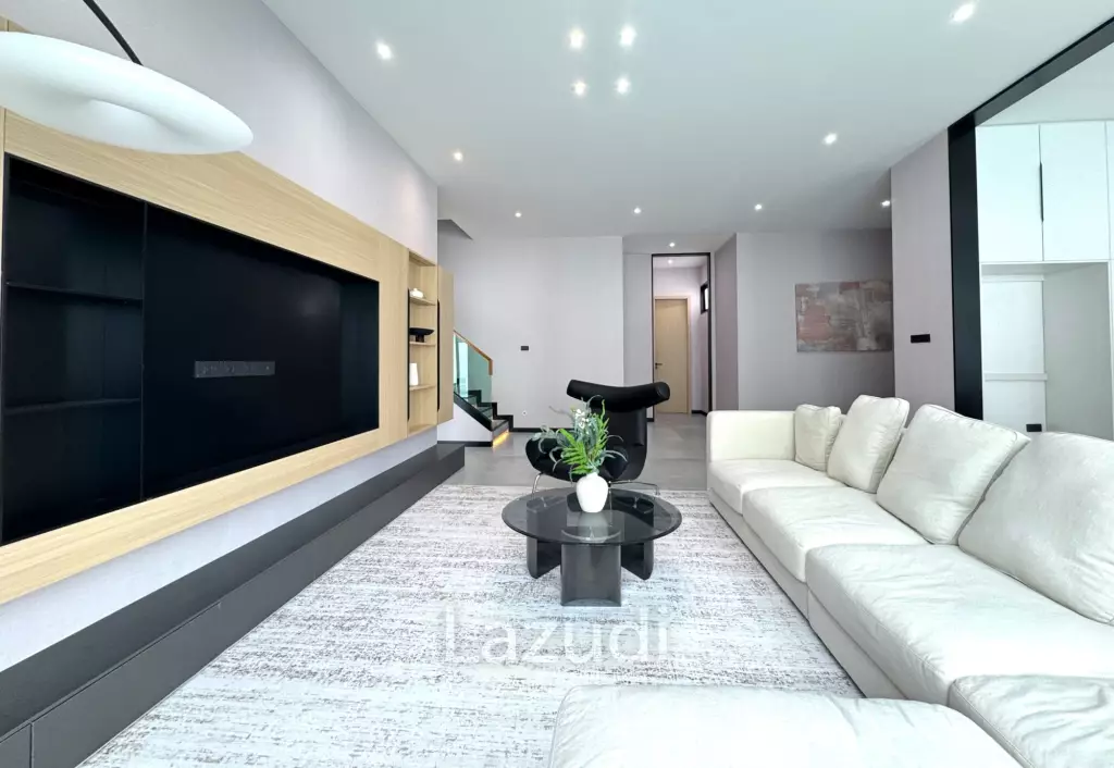 5 Beds 6 Baths 366 SQ.M. Grand Condotel Village