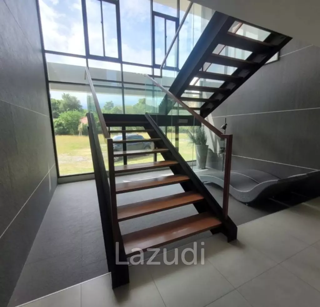 Kao Tao : Great Design 2 storey 4 bed pool villa over looking Golf Course and 2 mins walk to the Beach