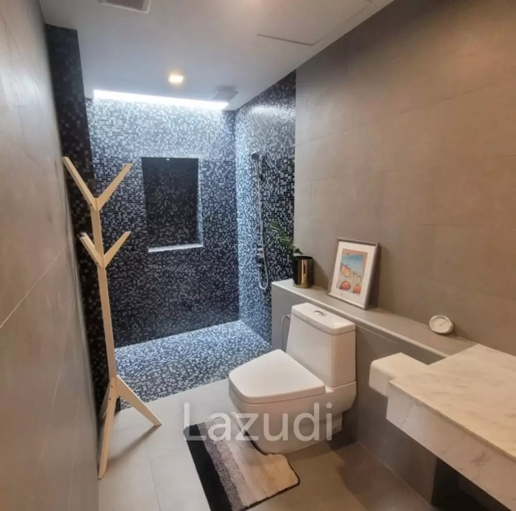 Kao Tao : Great Design 2 storey 4 bed pool villa over looking Golf Course and 2 mins walk to the Beach