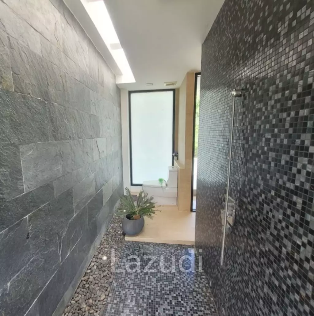 Kao Tao : Great Design 2 storey 4 bed pool villa over looking Golf Course and 2 mins walk to the Beach