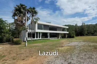 Kao Tao : Great Design 2 storey 4 bed pool villa over looking Golf Course and 2 mins walk to the Beach