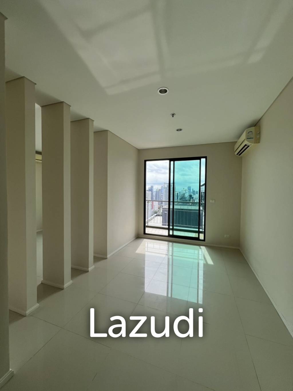 Luxurious 5-Bed Condo at Villa Asoke Bangkok