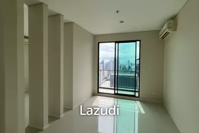 Luxurious 5-Bed Condo at Villa Asoke Bangkok