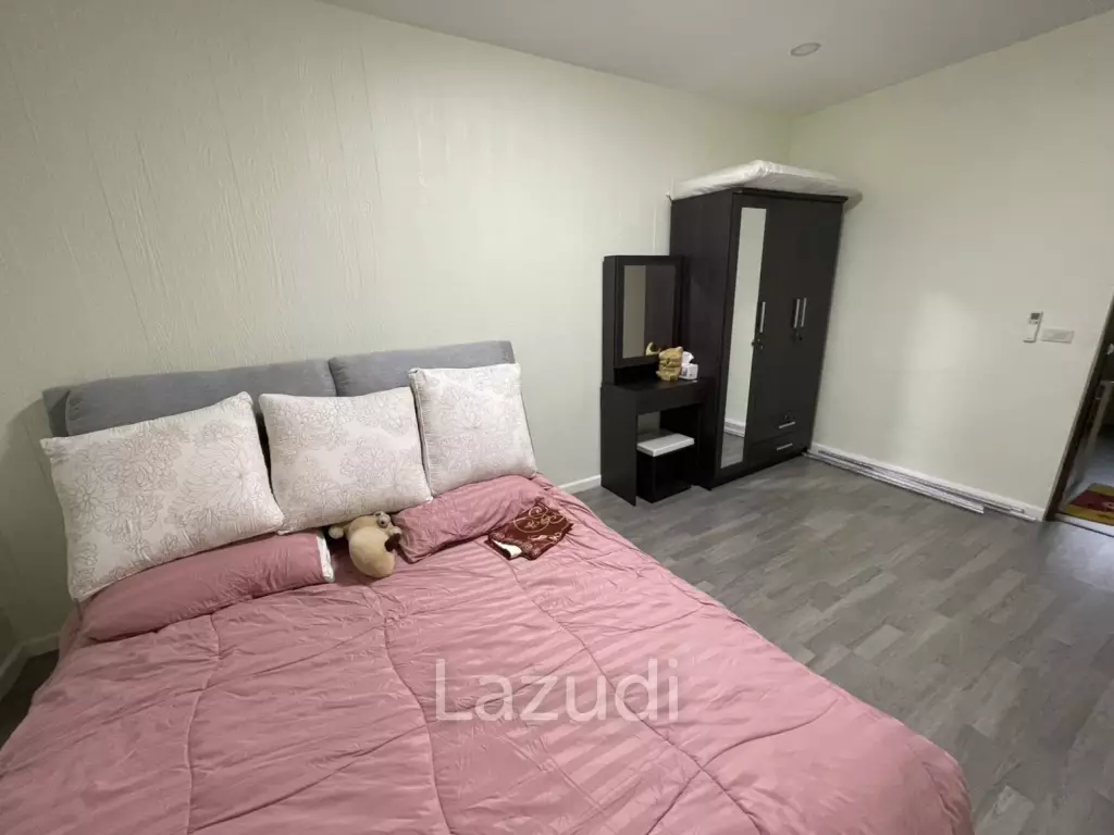 Commercial Townhouse for rent in Bang Rak Bangkok