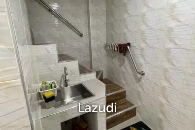 Commercial Townhouse for rent in Bang Rak Bangkok