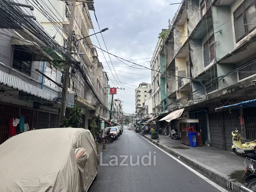 Commercial Townhouse for rent in Bang Rak Bangkok