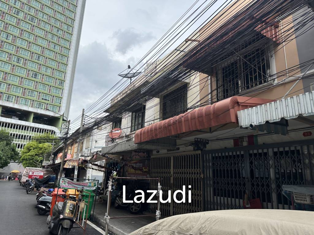 Commercial Townhouse for rent in Bang Rak Bangkok