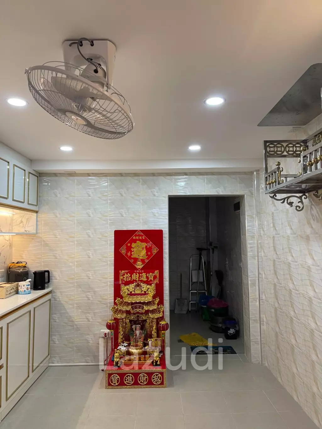 Commercial Townhouse for rent in Bang Rak Bangkok