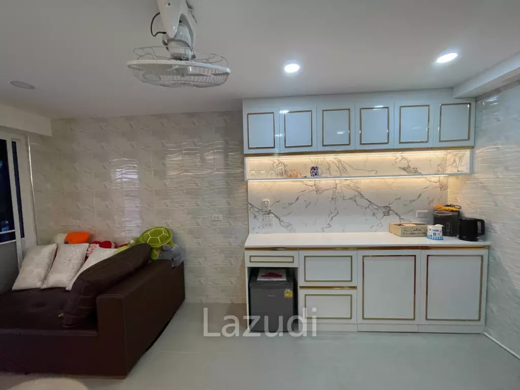 Commercial Townhouse for rent in Bang Rak Bangkok