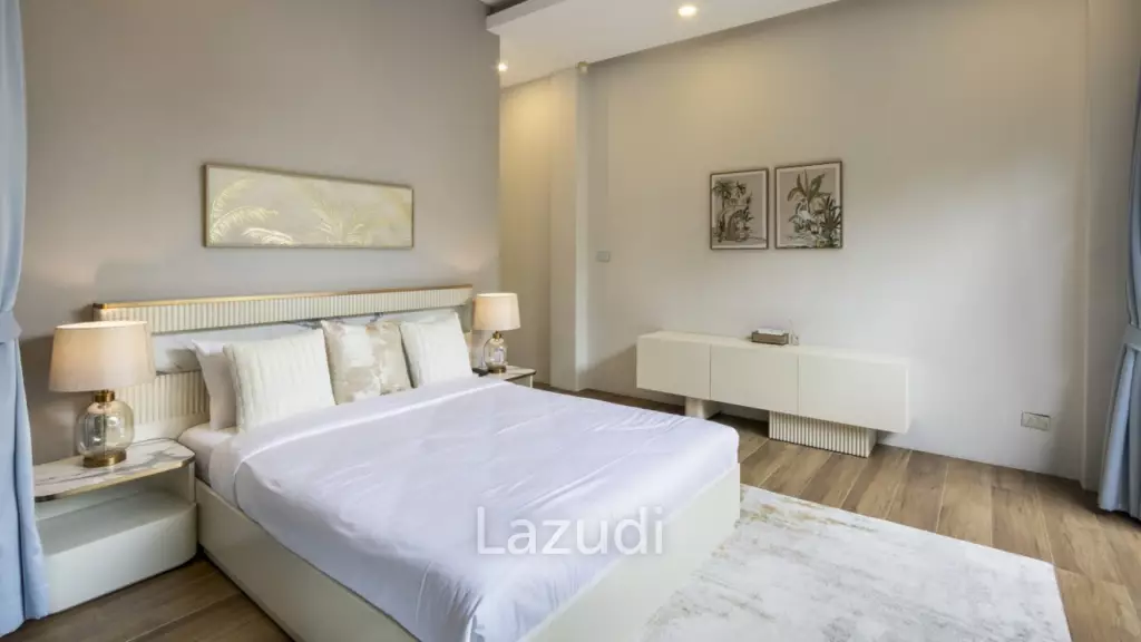 Modern Standalone 3-Bedroom Pool Villa for Sale in Soi Pasak