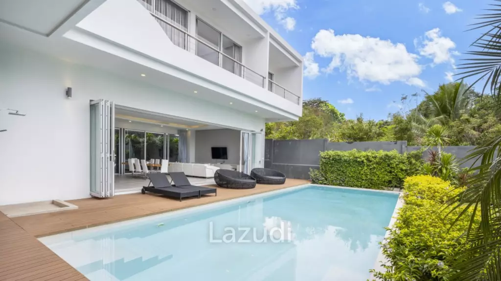 Modern Standalone 3-Bedroom Pool Villa for Sale in Soi Pasak