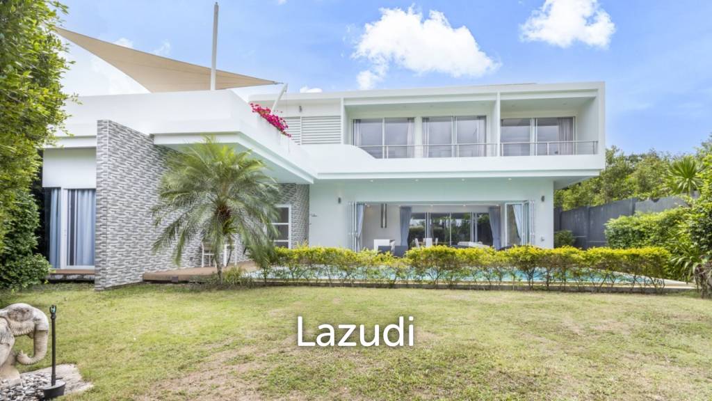 Modern Standalone 3-Bedroom Pool Villa for Sale in Soi Pasak
