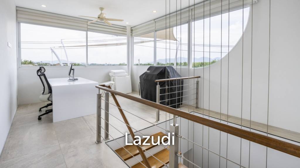 Modern Standalone 3-Bedroom Pool Villa for Sale in Soi Pasak