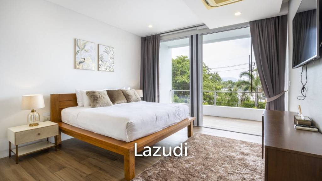 Modern Standalone 3-Bedroom Pool Villa for Sale in Soi Pasak