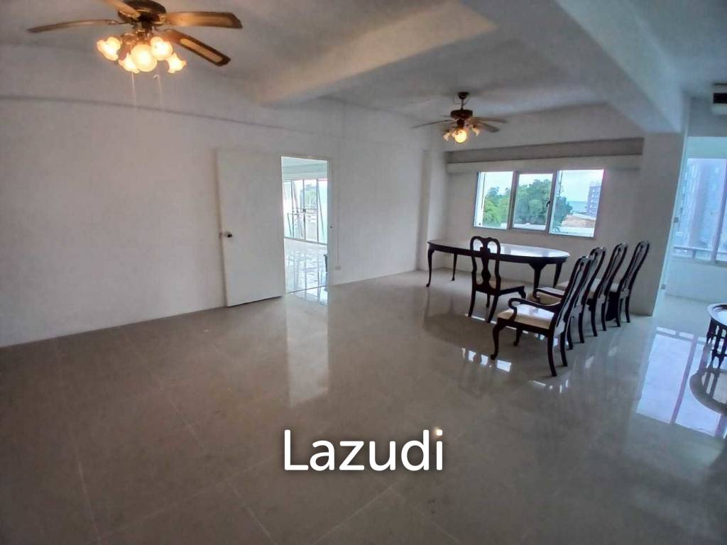 2 Bedrooms 2 Bathrooms 179 SQ.M. Somphong Condotel