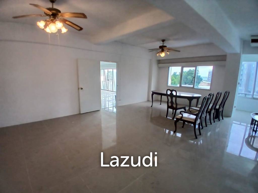 2 Bedrooms 2 Bathrooms 179 SQ.M. Somphong Condotel