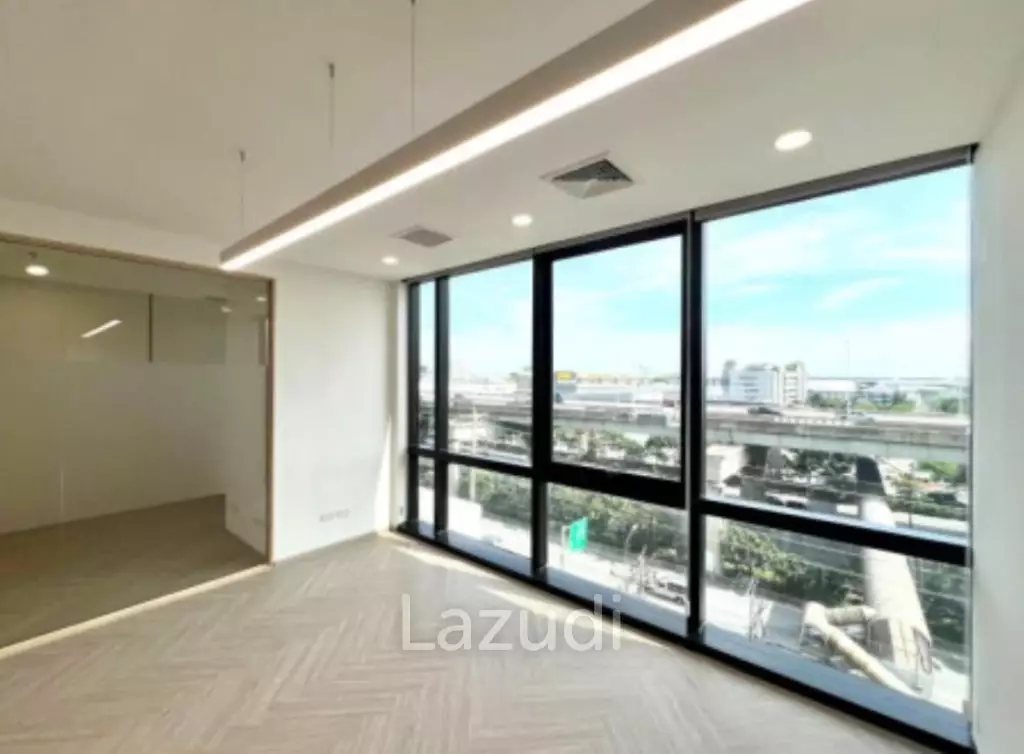Spacious Office Space for Sale at Interlink Tower