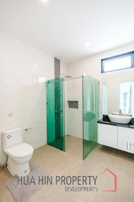 3 Bed 2 Bath 256 SQ,M Botanica Hua Hin