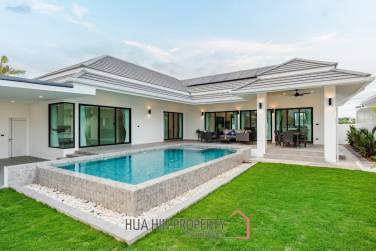3 Bed 2 Bath 256 SQ,M Botanica Hua Hin