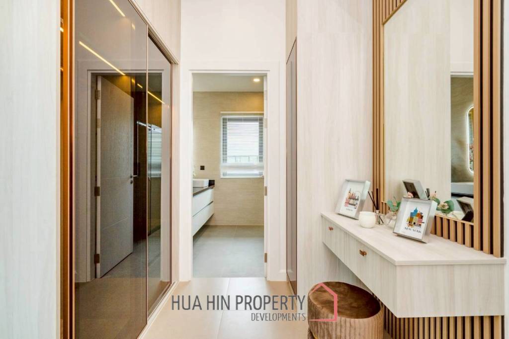 3 Bed 2 Bath 256 SQ,M Botanica Hua Hin 3 Bed 2 Bath 256 SQ,M Botanica Hua Hin