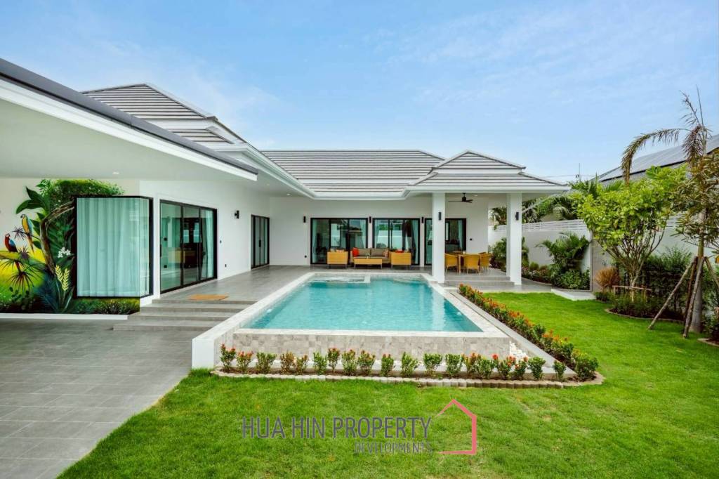 3 Bed 2 Bath 256 SQ,M Botanica Hua Hin 3 Bed 2 Bath 256 SQ,M Botanica Hua Hin