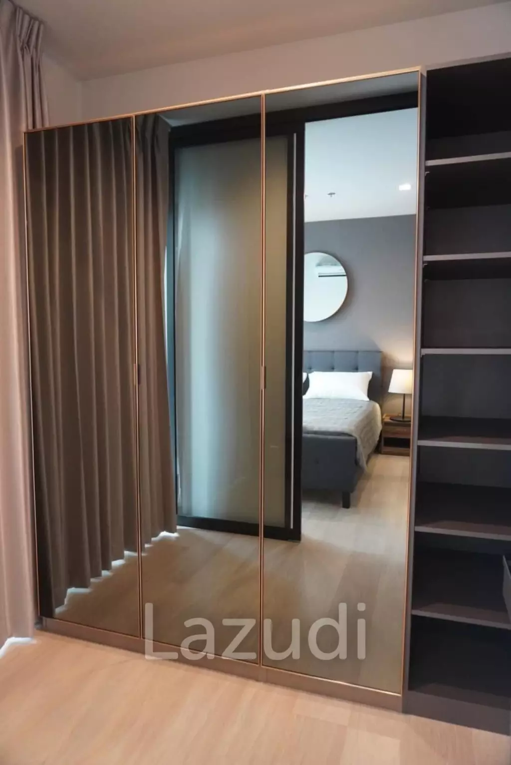 1 Bed 1 Bath  35 SQ.M Life One Wireless