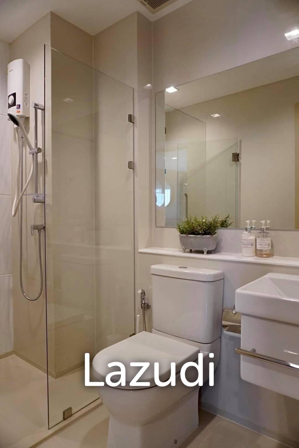 1 Bed 1 Bath  35 SQ.M Life One Wireless