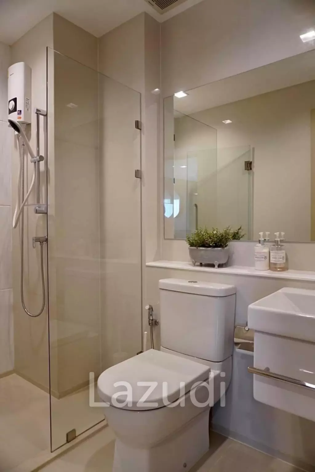 1 Bed 1 Bath  35 SQ.M Life One Wireless