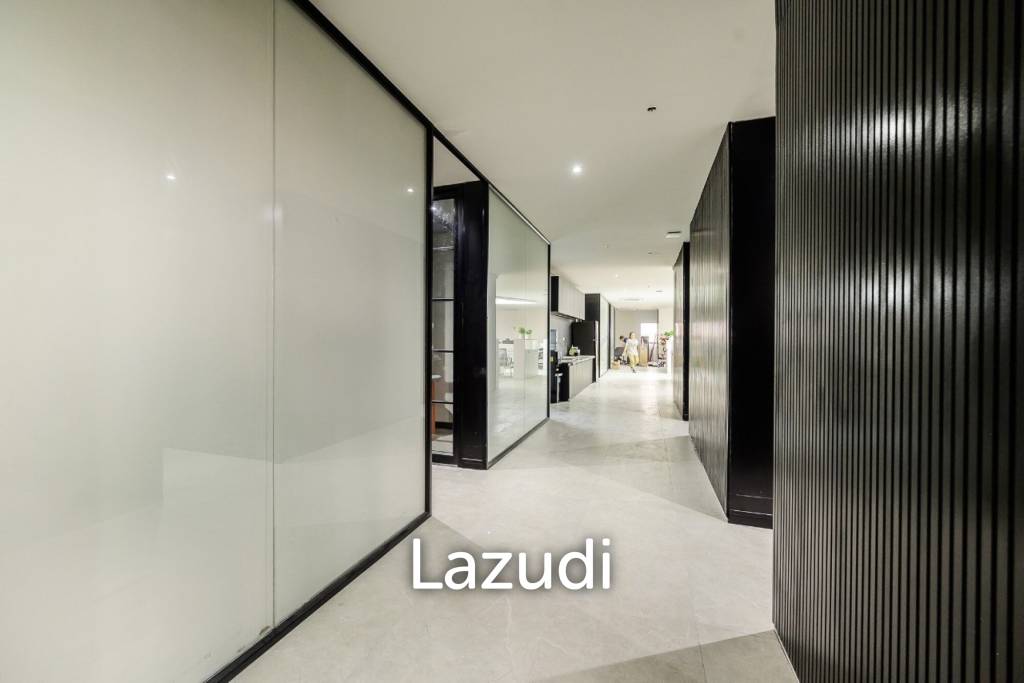 Premium Fully Furnished Office in Huai Khwang