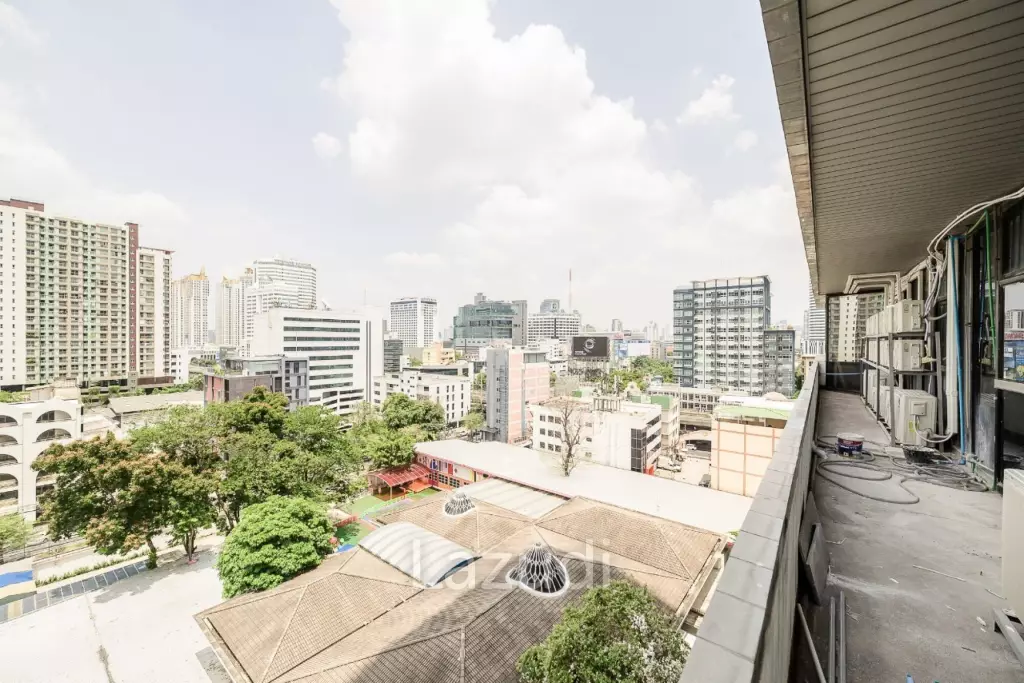 Premium Fully Furnished Office in Huai Khwang