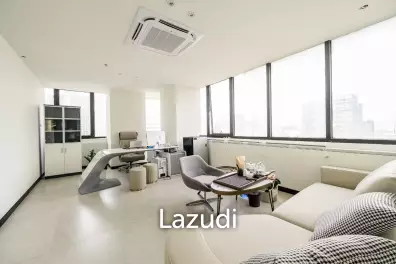 Premium Fully Furnished Office in Huai Khwang