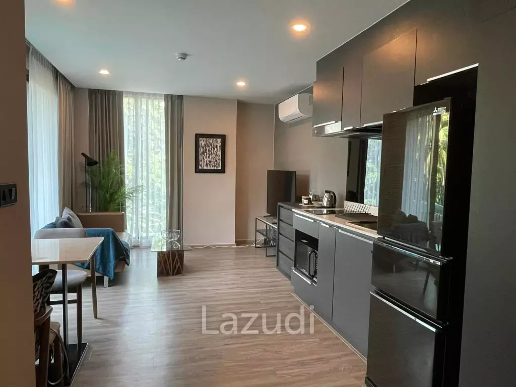 1 Bedroom 1 Bathroom 35 Sq.m The Teak Sukhumvit 39