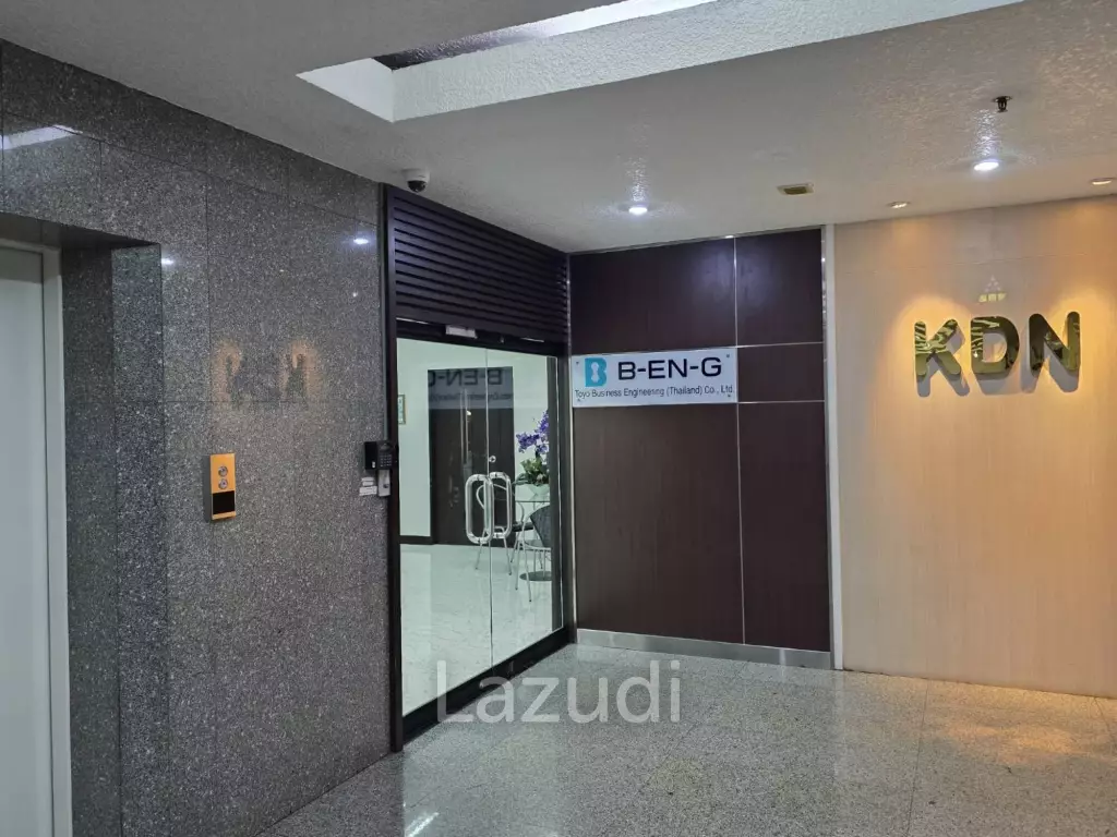 CTI Tower Modern Office Space in Khlong Toei Bangkok