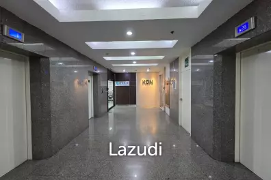 CTI Tower Modern Office Space in Khlong Toei Bangkok