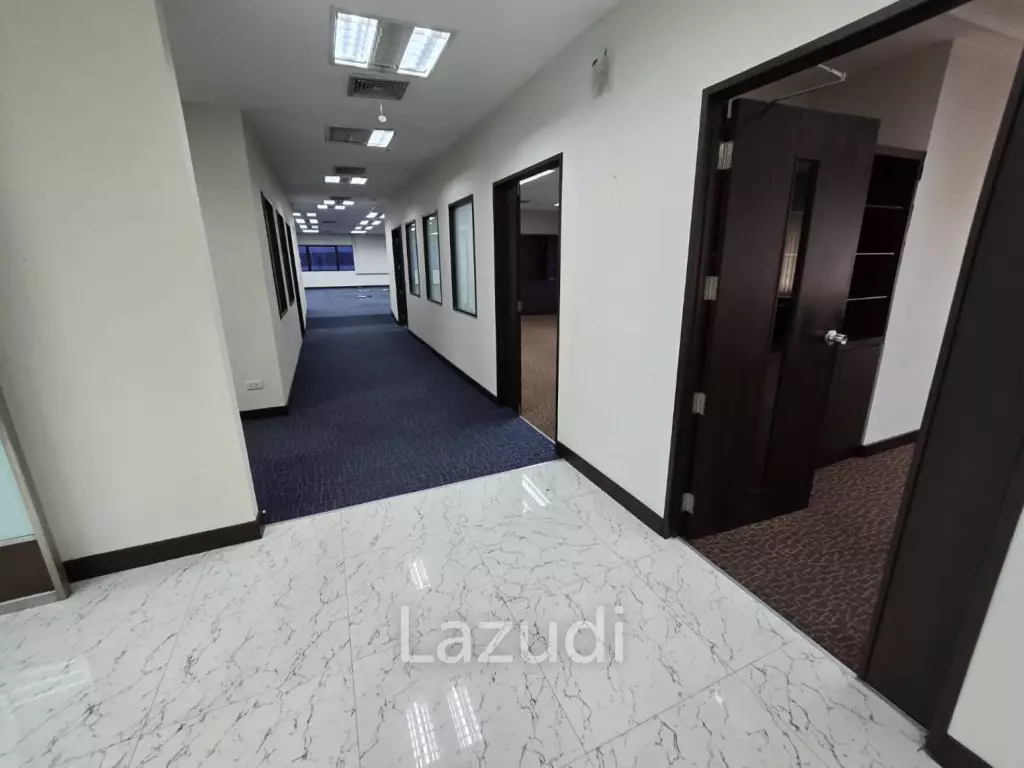 CTI Tower Modern Office Space in Khlong Toei Bangkok