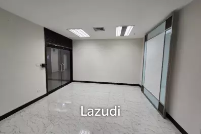 CTI Tower Modern Office Space in Khlong Toei Bangkok