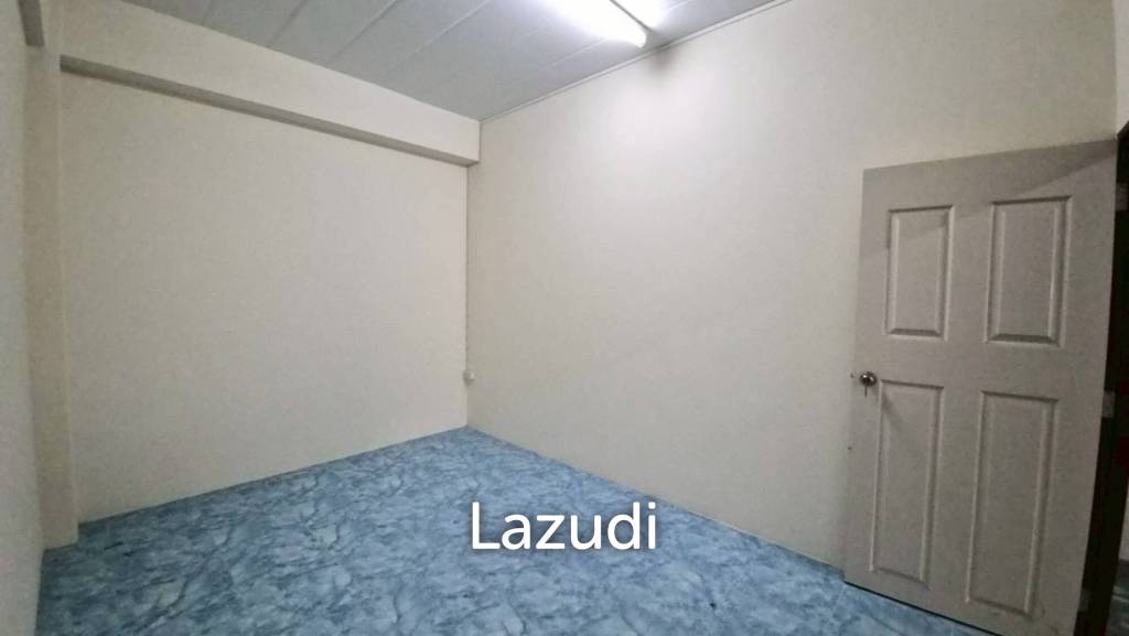 4 Beds 3 Baths 192 SQ.M. Commercial Building