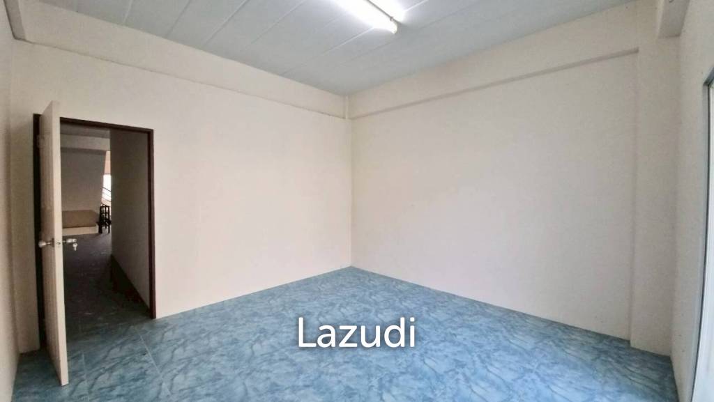 4 Beds 3 Baths 192 SQ.M. Commercial Building