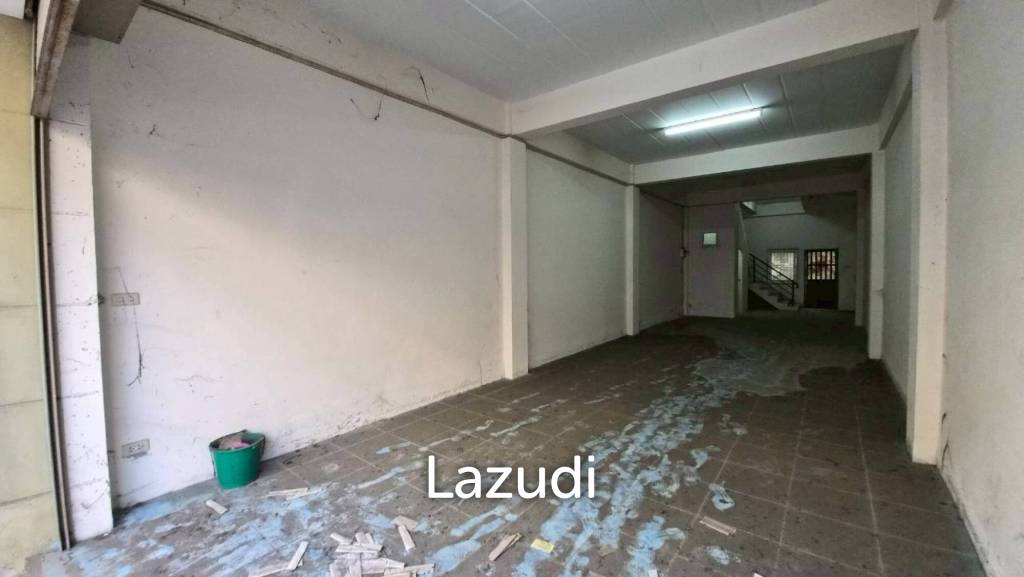 4 Beds 3 Baths 192 SQ.M. Commercial Building