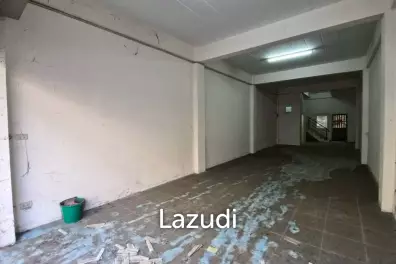 4 Beds 3 Baths 192 SQ.M. Commercial Building